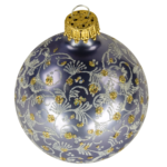 Скачать PNG картинку на прозрачном фоне фиолетовый новогодний шар с узорами из серебра и золота