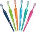 Скачать PNG картинку на прозрачном фоне Набор разноцветных зубных щеток