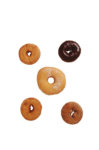 Скачать PNG картинку на прозрачном фоне Пончики с посыпкой, с глазурью и с шоколадом